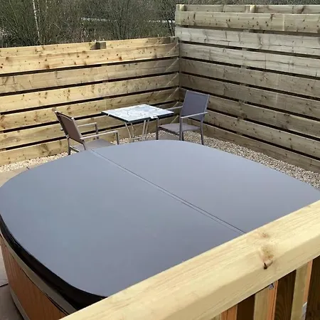Wild Oats 16 - Yellowtop Country Park - Hot Tub - Yorkshire *